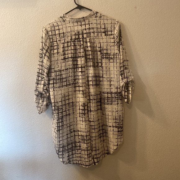Lush black and white tunic size small - Picture 5 of 5